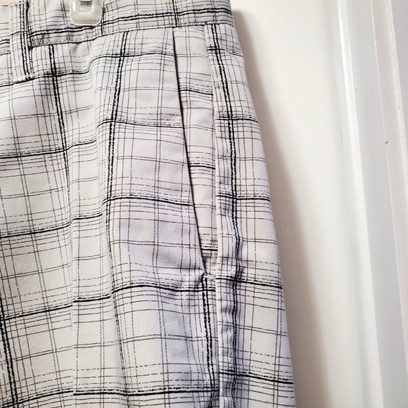 VOLCOM Corpo Class Shorts Men Size 33 Black/Light Grey Stripe - Picture 8 of 13